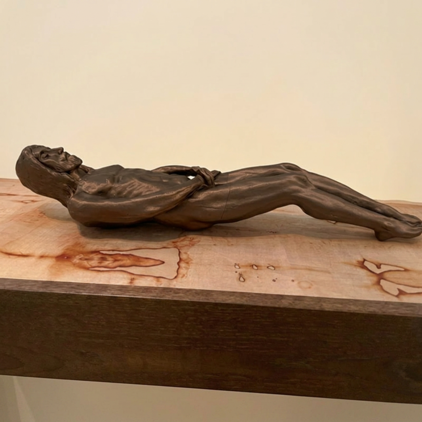 3D Corpus 20" Sculpture with Shroud of Turin Replica in Keepsake Box
